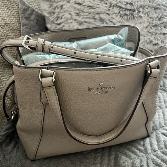kate spade Handbags - Kate Spade ♠️ Jackson, Medium Triple Compartment Satchel Crossbody Bag